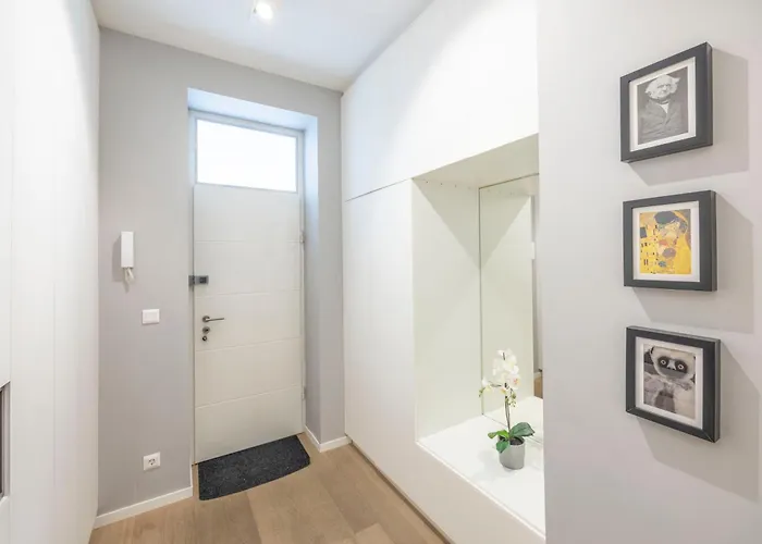 Stylish & Spacious By Prestige Homes Διαμέρισμα Βουδαπέστη