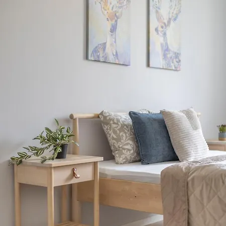 Apartament Stylish & Spacious By Prestige Homes