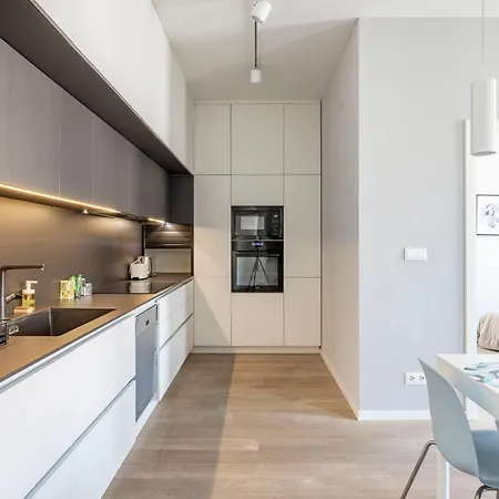 Apartament Stylish & Spacious By Prestige Homes Budapesta