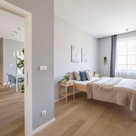Apartament Stylish & Spacious By Prestige Homes Budapesta