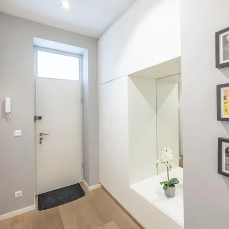 Stylish & Spacious By Prestige Homes Διαμέρισμα Βουδαπέστη