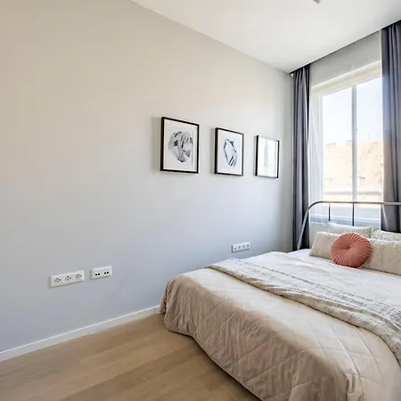 Διαμέρισμα Stylish & Spacious By Prestige Homes *