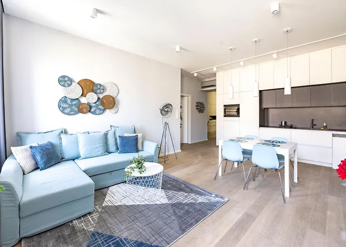Stylish & Spacious By Prestige Homes * Budapeszt