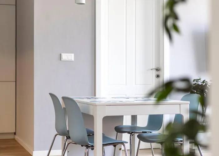 Stylish & Spacious By Prestige Homes Budapeszt
